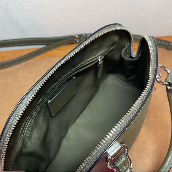 Coach Katy Satchel and Wristlet - Picture 5 of 8